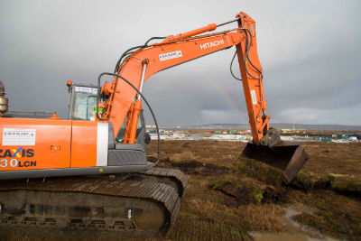 13 ton Excavators (Low Ground Pressure)